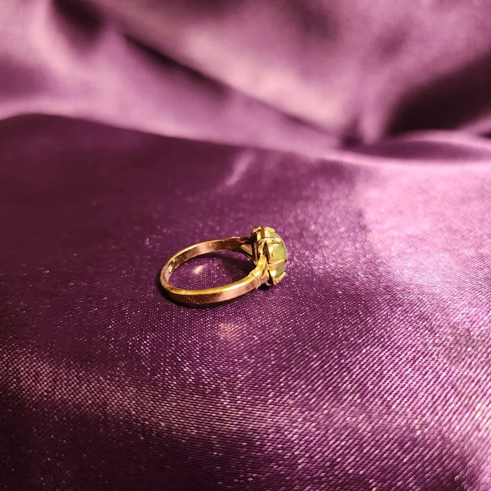 Vintage 10K Gold Filled Green  Cabochon Scalloped Floral Ring Size 5.25 3g - Picture 8 of 9